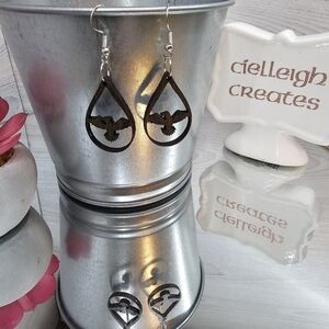 💥4 for $25💥 Laser-cut Dove Earrings